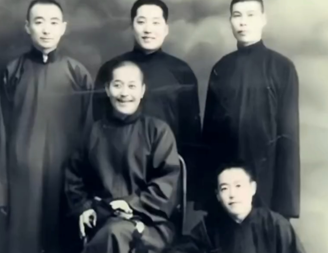 Chang Lian'an, founder of the Qi Ming Teahouse, patriarch of the Chang family